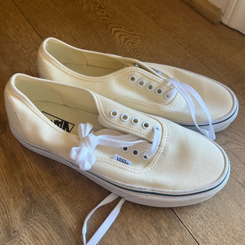 Vans Off-White Canvas Lace-Up Shoes